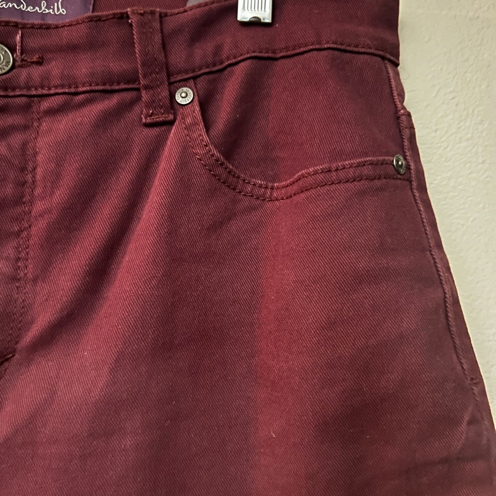 Plum, gloriavanderbilt jeans
